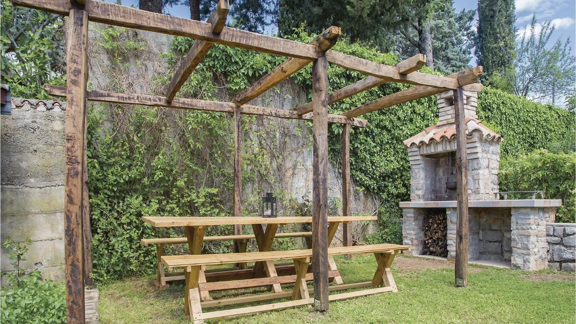 Beautiful Apartment In Lovran With Wifi Croacia
